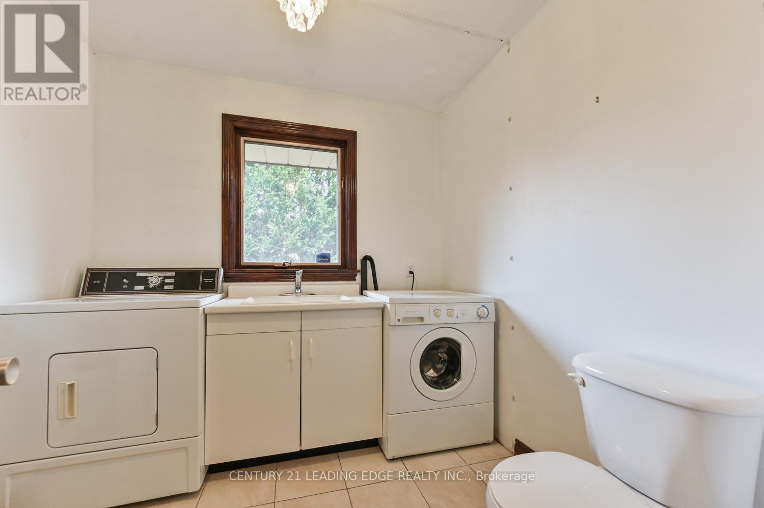 2 Mill Race Court, Markham, Ontario  L3P 3J3 - Photo 21 - N12463509