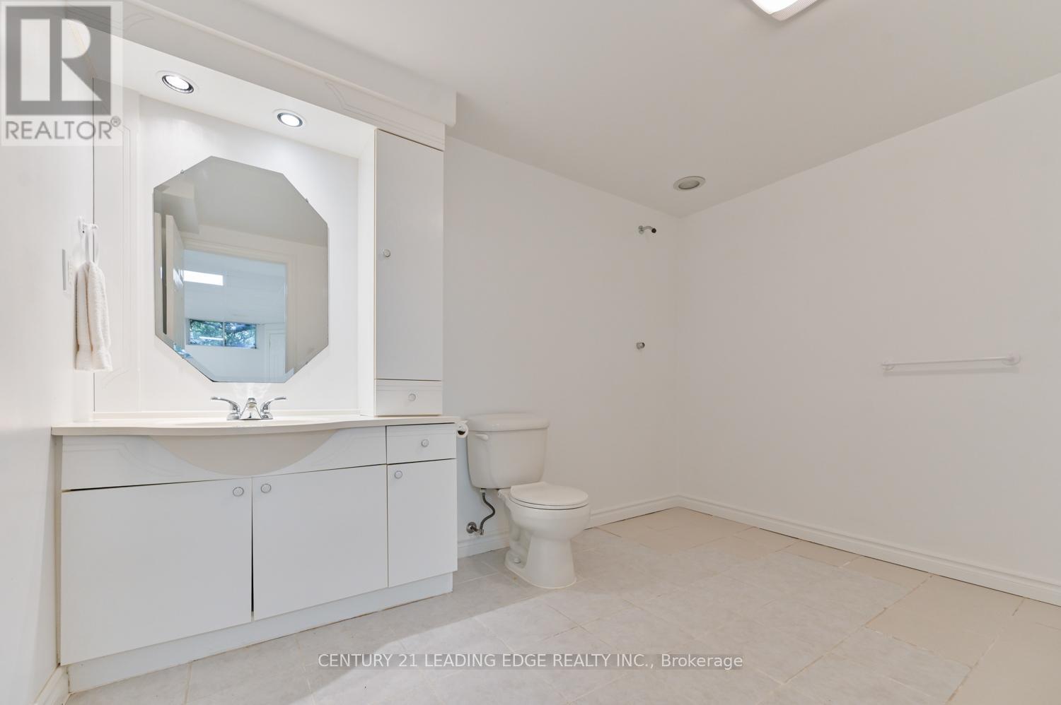 2 Mill Race Court, Markham, Ontario  L3P 3J3 - Photo 35 - N12463509