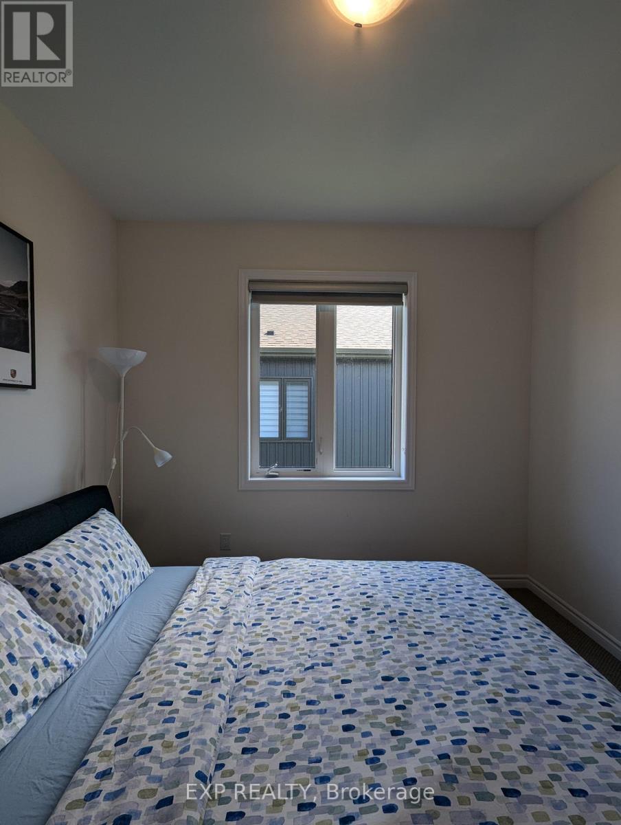 196 Ramblewood Drive, Wasaga Beach, Ontario  L9Z 0L6 - Photo 7 - S12463452