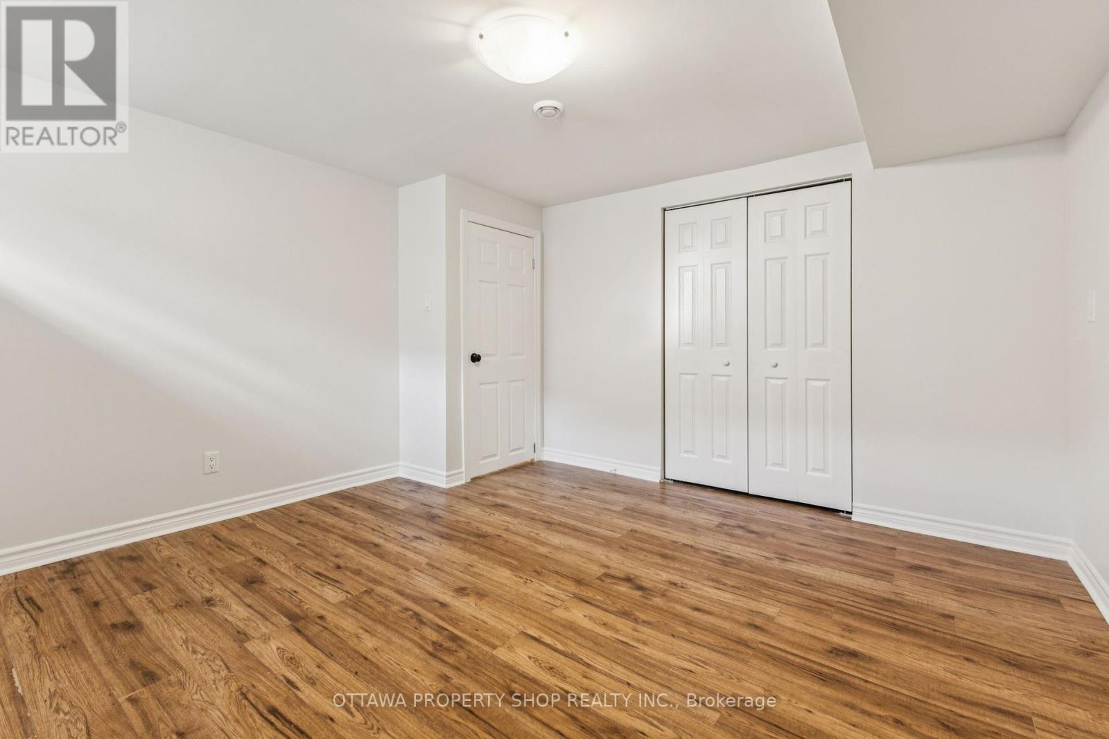 46 Flint Court, Ottawa, Ontario  K2J 2S1 - Photo 15 - X12438317