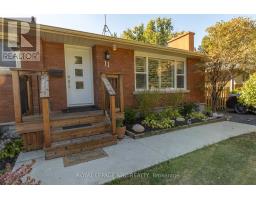 11 BROOKDALE AVENUE, St. Catharines, Ontario