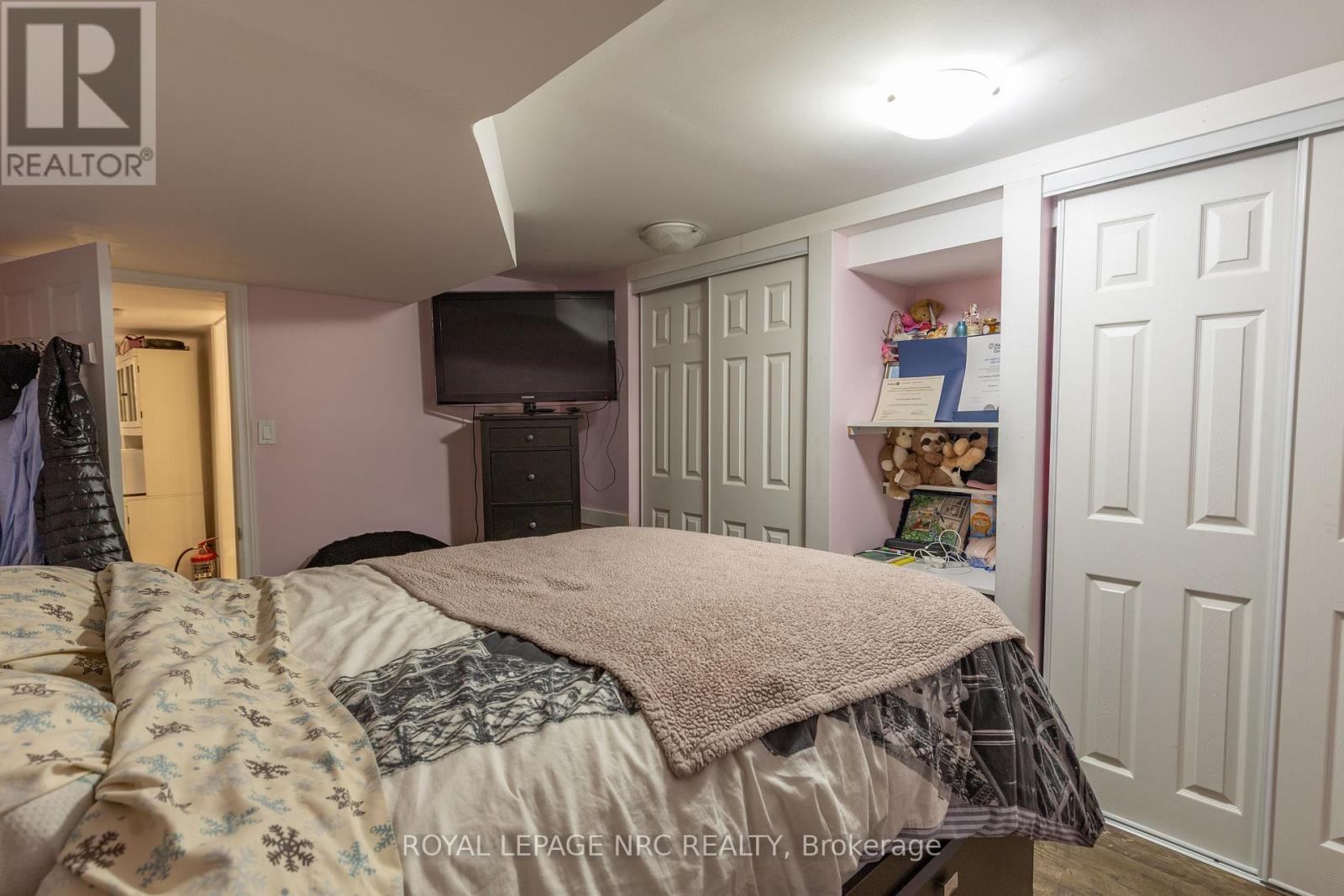11 Brookdale Avenue, St. Catharines, Ontario  L2T 2T2 - Photo 25 - X12446204