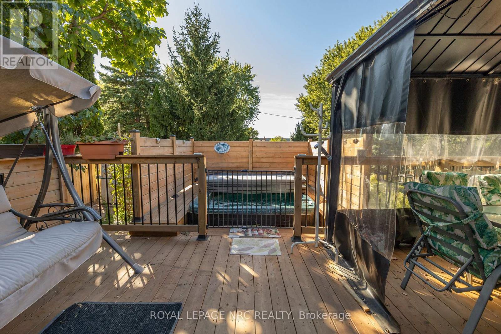 11 Brookdale Avenue, St. Catharines, Ontario  L2T 2T2 - Photo 42 - X12446204