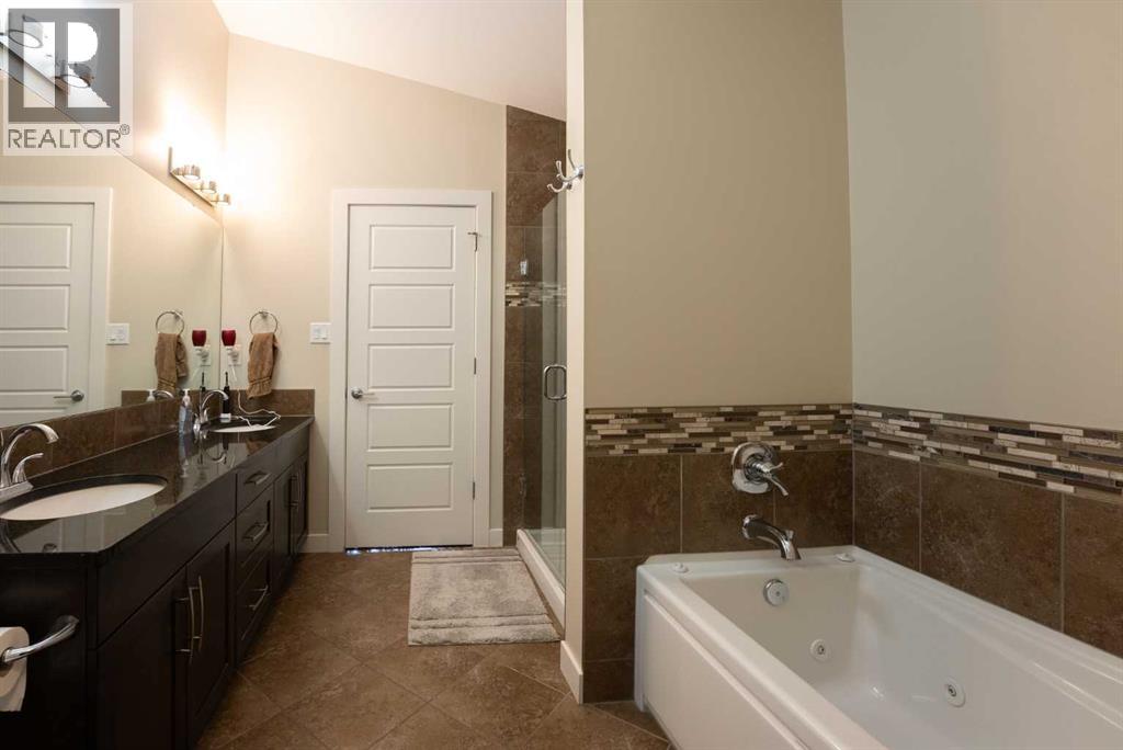 255 Canyon Estates Way W, Lethbridge, Alberta  T1K 5W7 - Photo 17 - A2242891