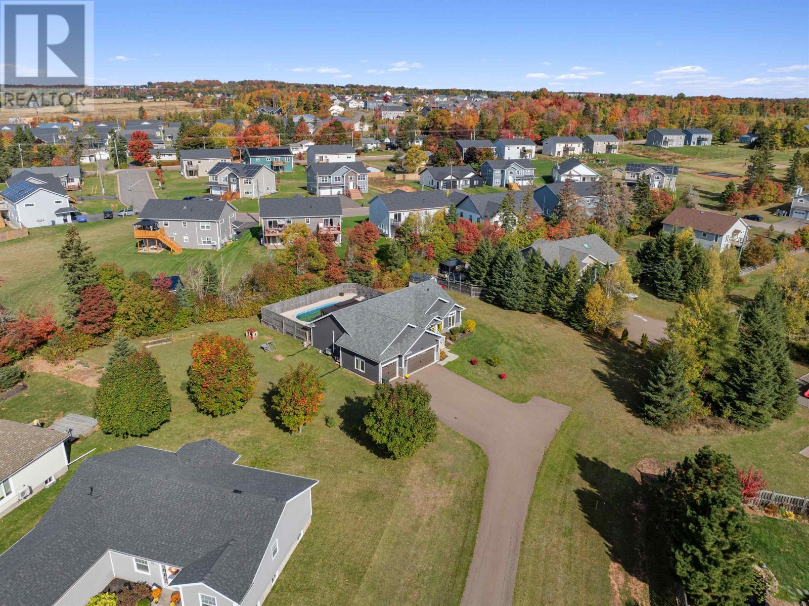 15 Parricus Mead Drive, Charlottetown, Prince Edward Island  C1E 2H1 - Photo 3 - 202525888