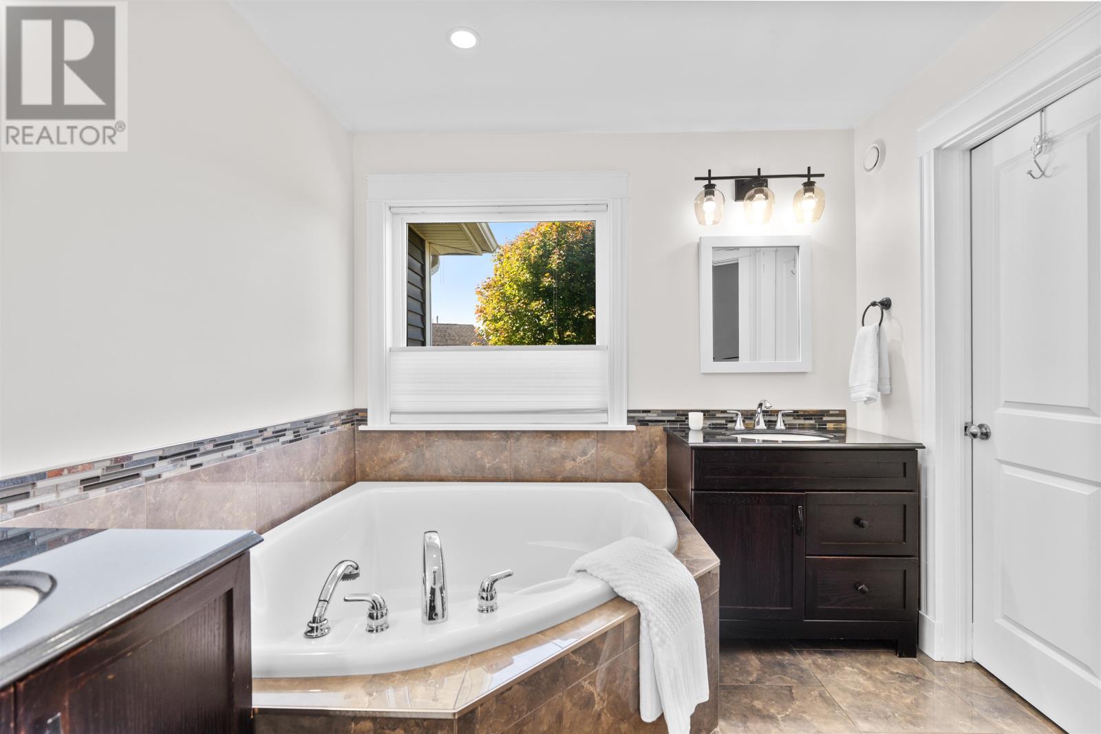 15 Parricus Mead Drive, Charlottetown, Prince Edward Island  C1E 2H1 - Photo 30 - 202525888