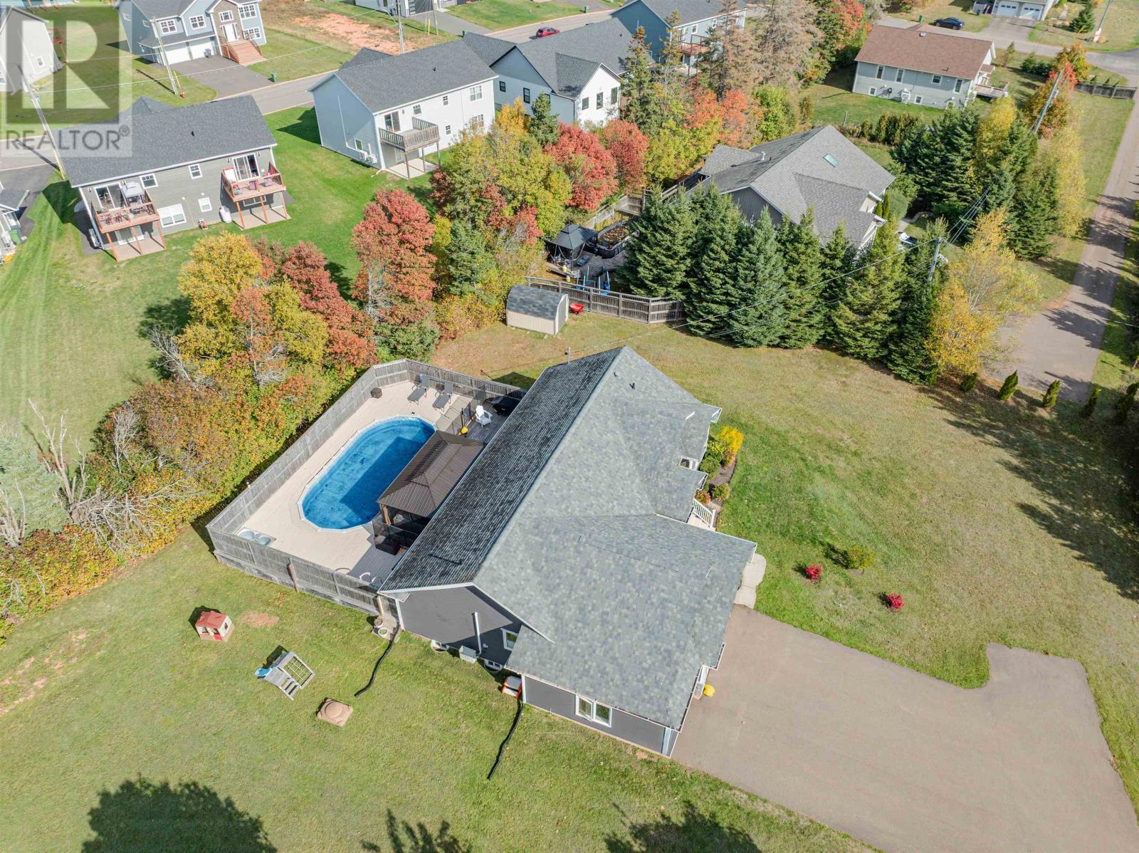 15 Parricus Mead Drive, Charlottetown, Prince Edward Island  C1E 2H1 - Photo 6 - 202525888