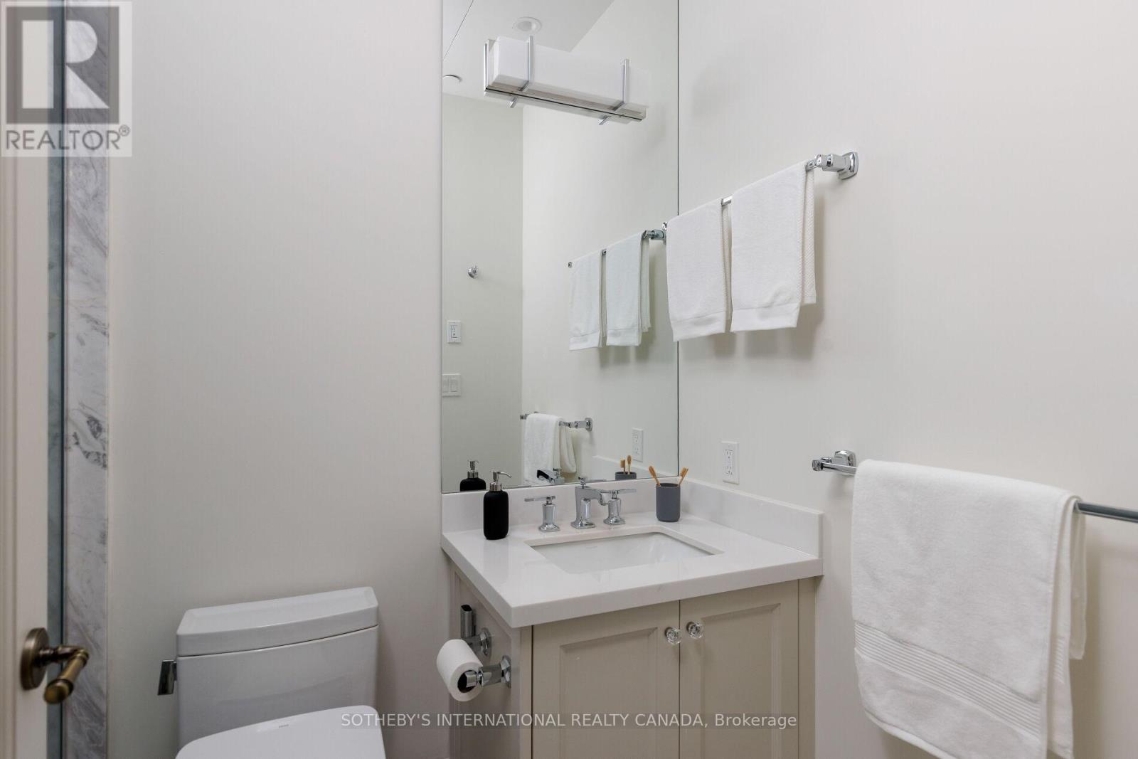 301 - 128 Hazelton Avenue, Toronto, Ontario  M5R 2E5 - Photo 33 - C12463574