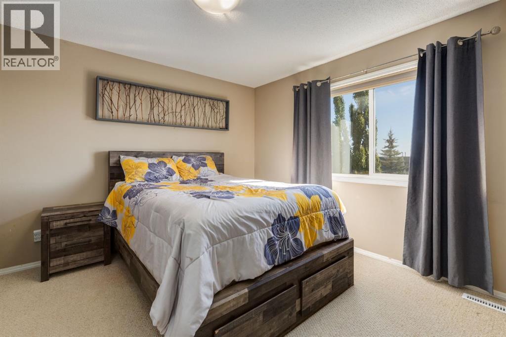 15 Covemeadow Close Ne, Calgary, Alberta  T3E 6B2 - Photo 15 - A2263722