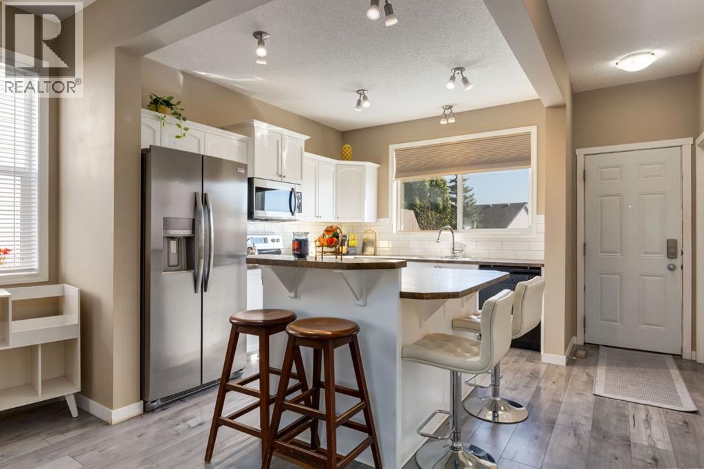 15 Covemeadow Close Ne, Calgary, Alberta  T3E 6B2 - Photo 8 - A2263722