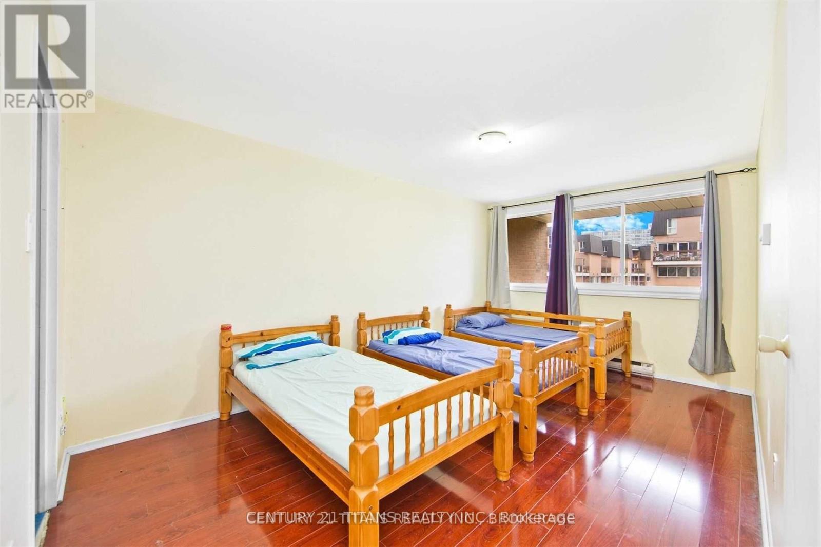 1046 - 100 Mornelle Court, Toronto, Ontario  M1E 4X2 - Photo 2 - E12463577