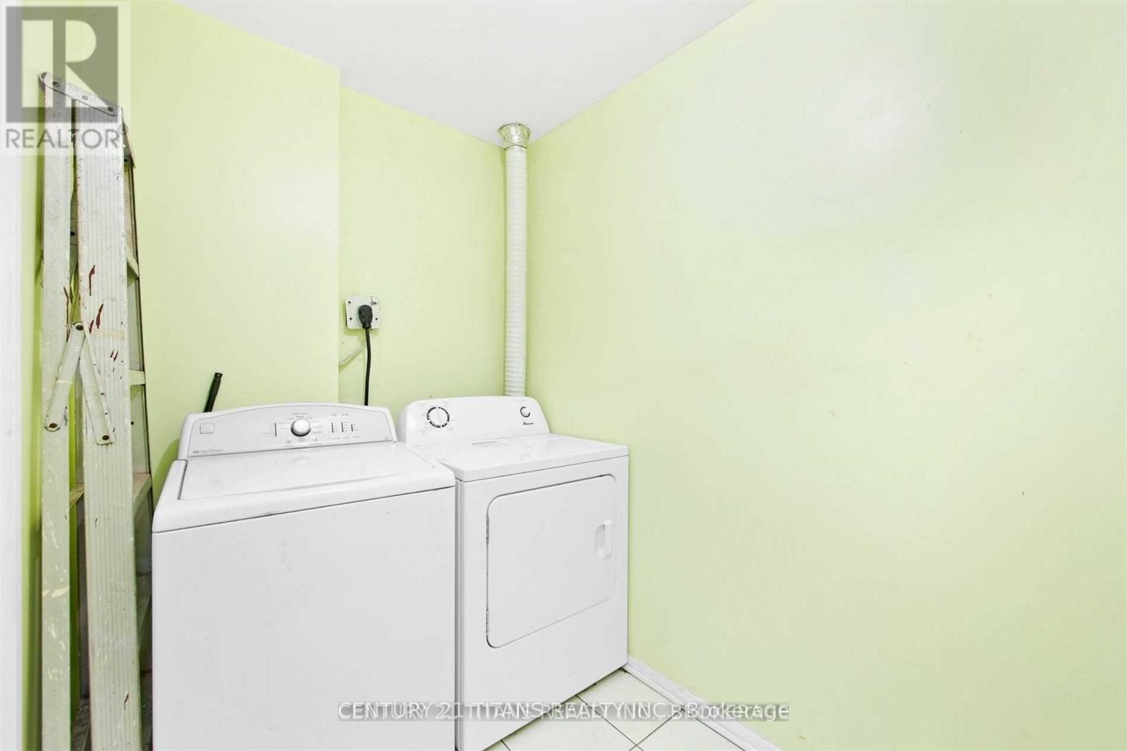 1046 - 100 Mornelle Court, Toronto, Ontario  M1E 4X2 - Photo 6 - E12463577
