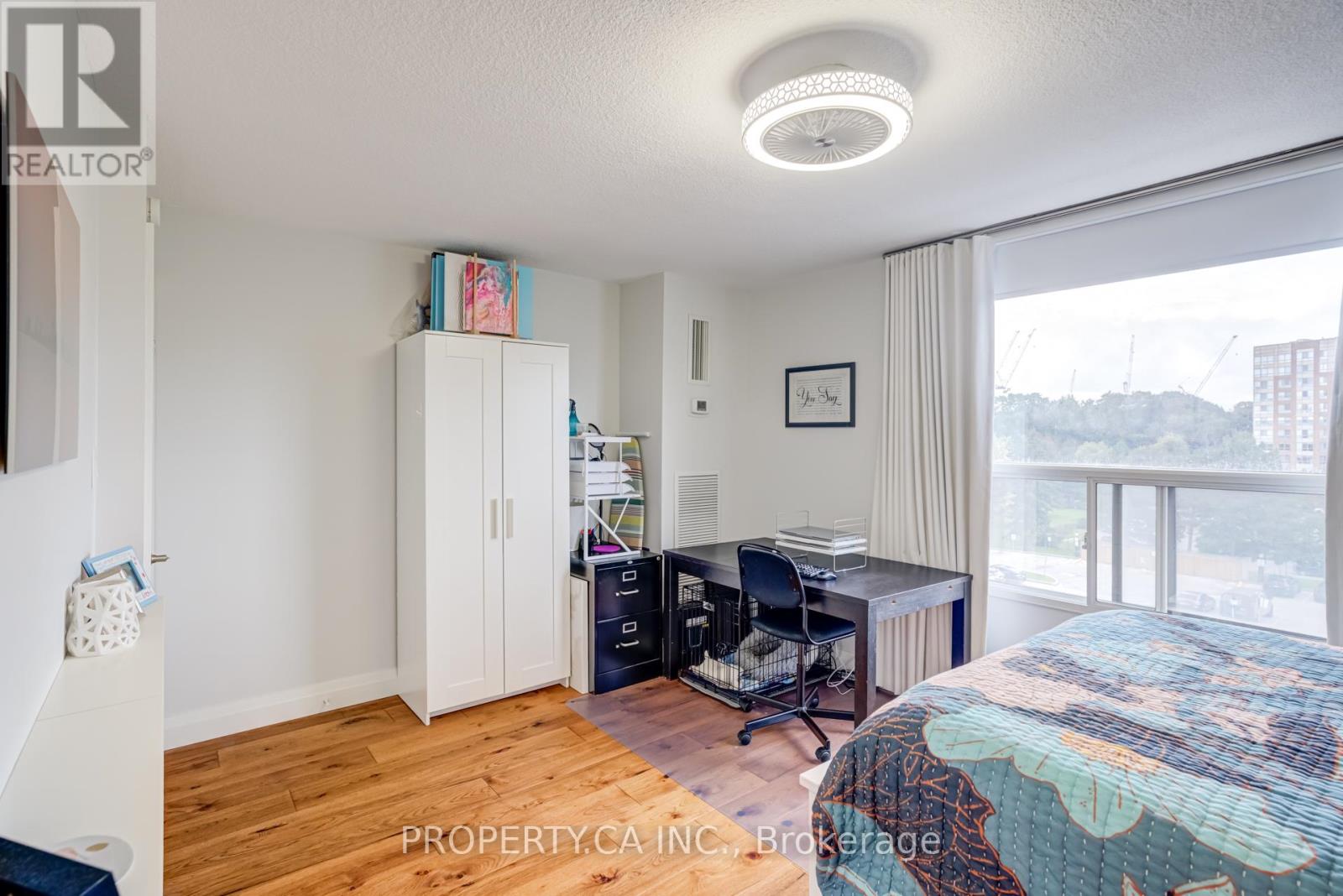 503 - 1535 Lakeshore Road E, Mississauga, Ontario  L5E 3E2 - Photo 14 - W12463403