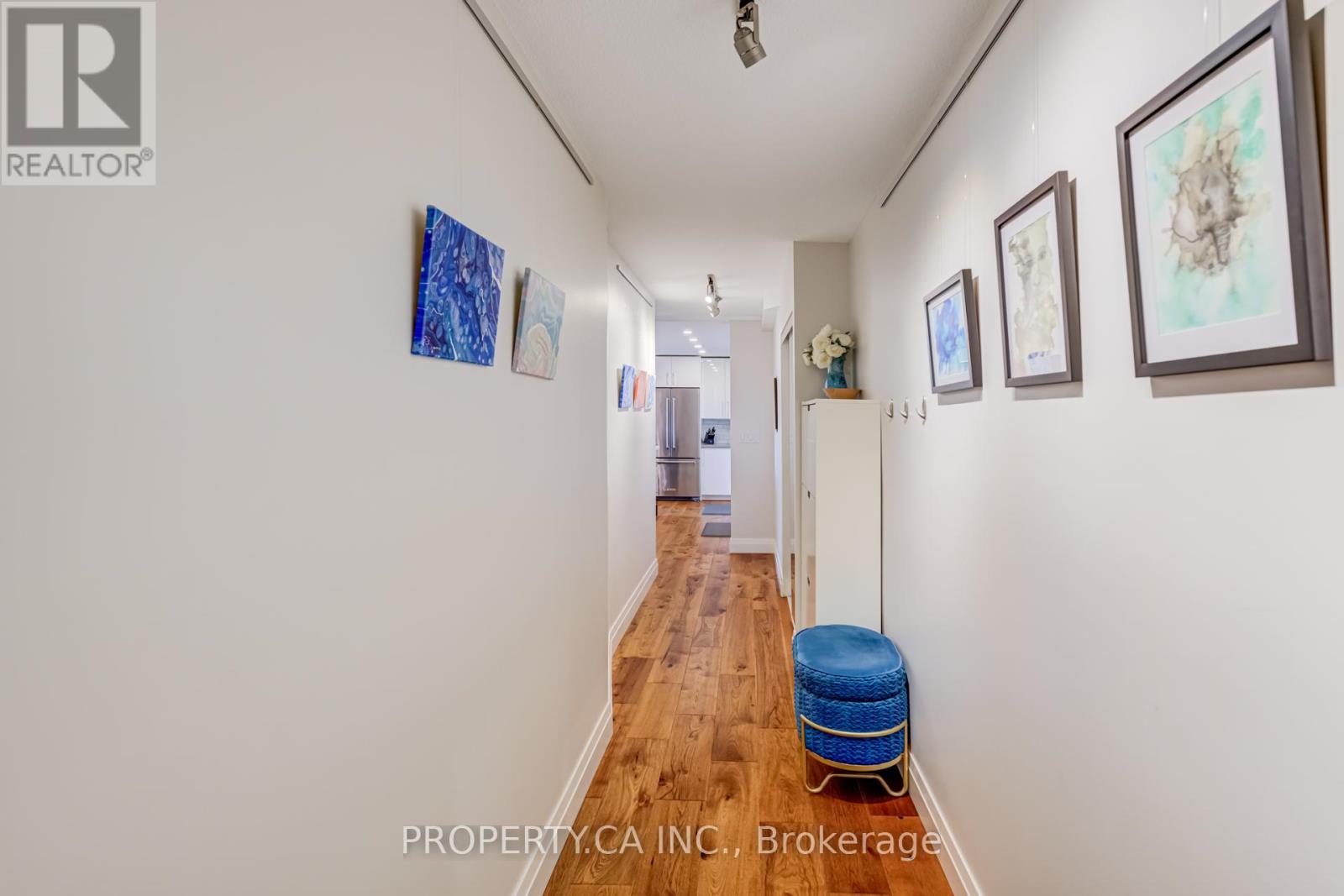 503 - 1535 Lakeshore Road E, Mississauga, Ontario  L5E 3E2 - Photo 4 - W12463403