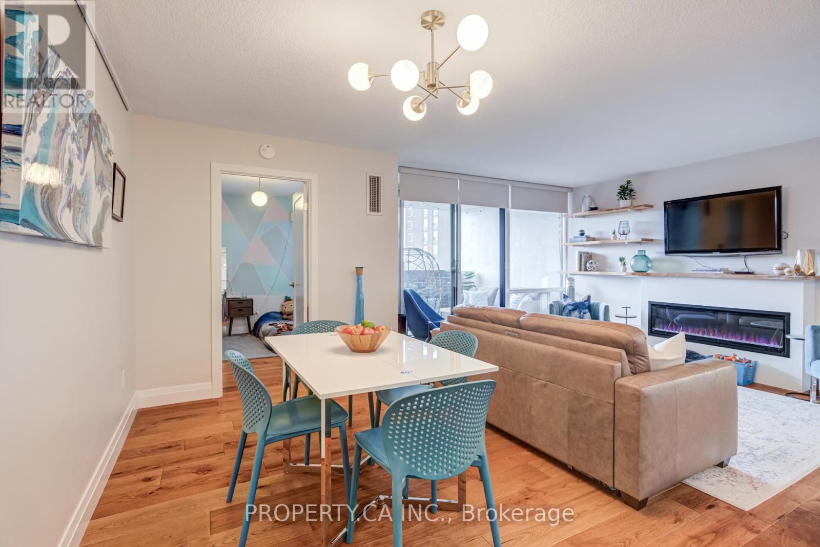 503 - 1535 Lakeshore Road E, Mississauga, Ontario  L5E 3E2 - Photo 8 - W12463403