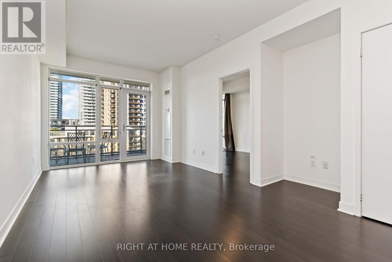 907 - 365 Prince Of Wales Drive, Mississauga, Ontario  L5B 0G6 - Photo 14 - W12463440