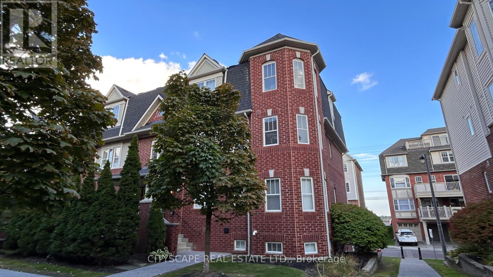 2 - 754 NEIGHBOURHOOD CIRCLE, Mississauga, Ontario