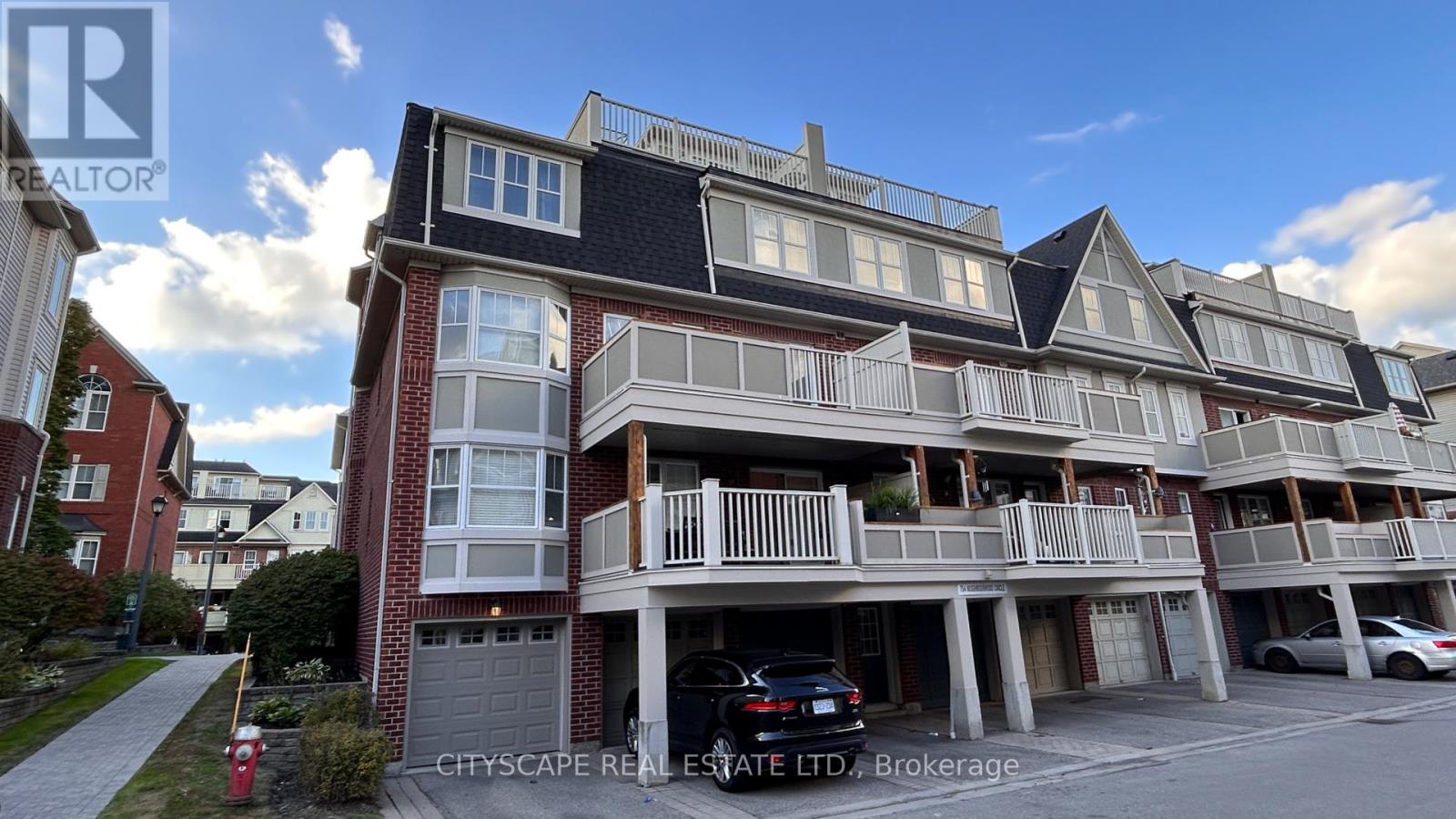 2 - 754 Neighbourhood Circle, Mississauga, Ontario  L5B 0B7 - Photo 12 - W12463458