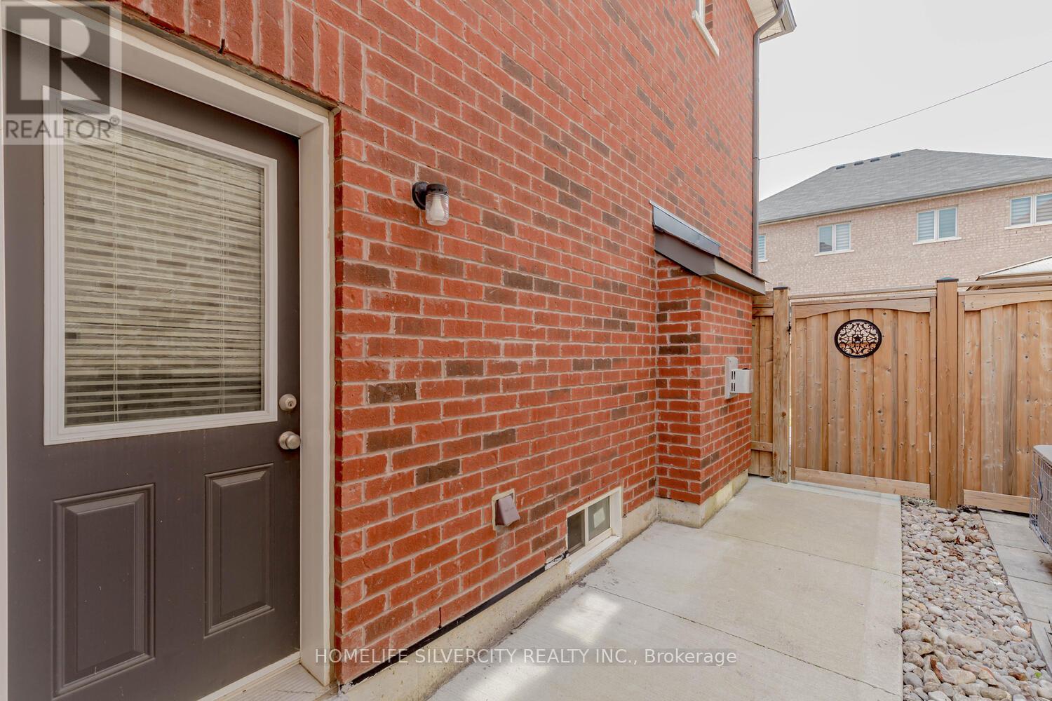122 Squire Ellis Drive, Brampton, Ontario  L6P 4J4 - Photo 37 - W12463522