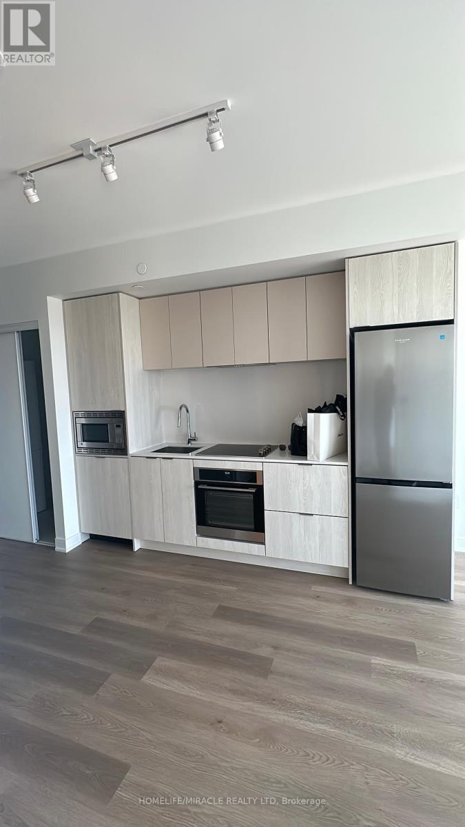 1013 - 3009 Novar Road, Mississauga, Ontario  L5B 0P9 - Photo 5 - W12463525