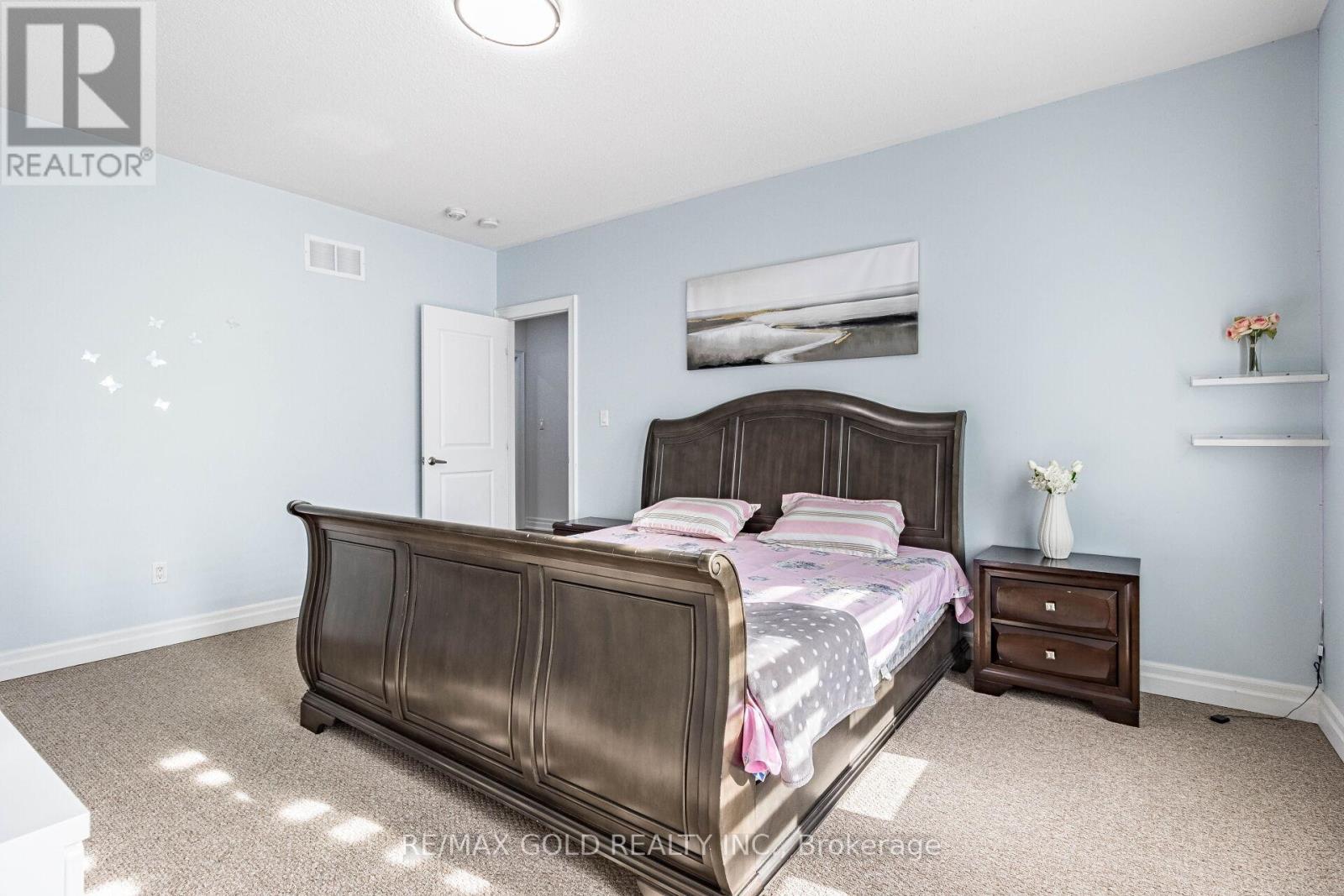 28 Cloverhaven Road, Brampton, Ontario  L6P 4E4 - Photo 35 - W12463527