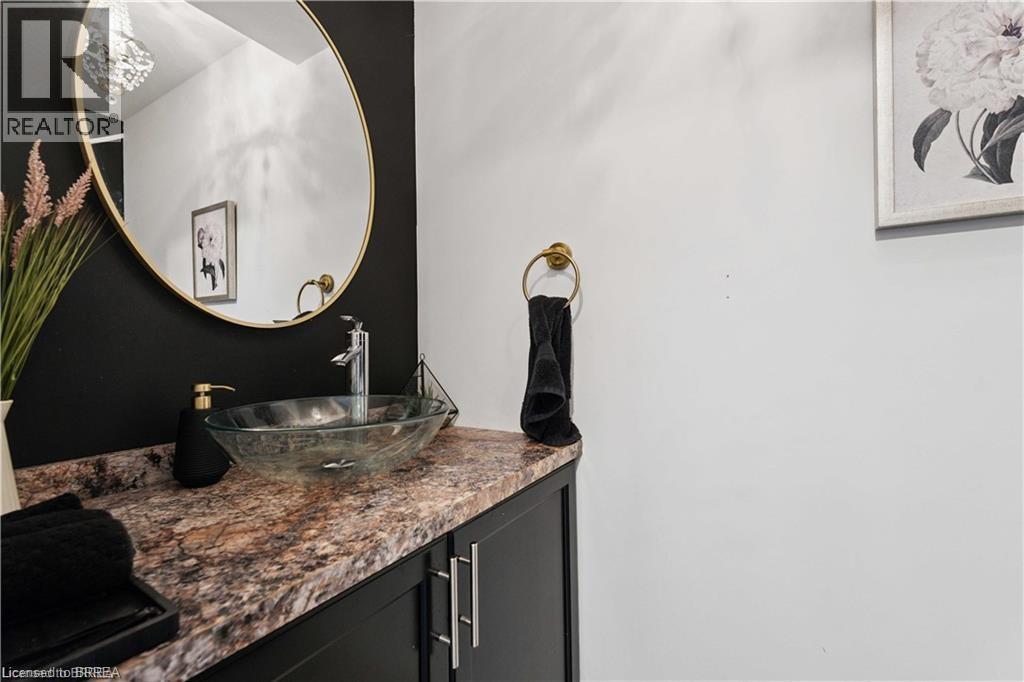 12 Avatar Place, Hamilton, Ontario  L0R 1W0 - Photo 32 - 40779393
