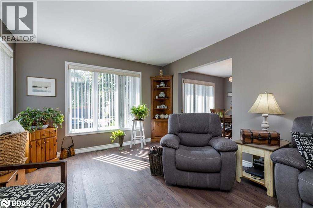 114 Chieftain Crescent, Barrie, Ontario  L4N 6J3 - Photo 10 - 40779001