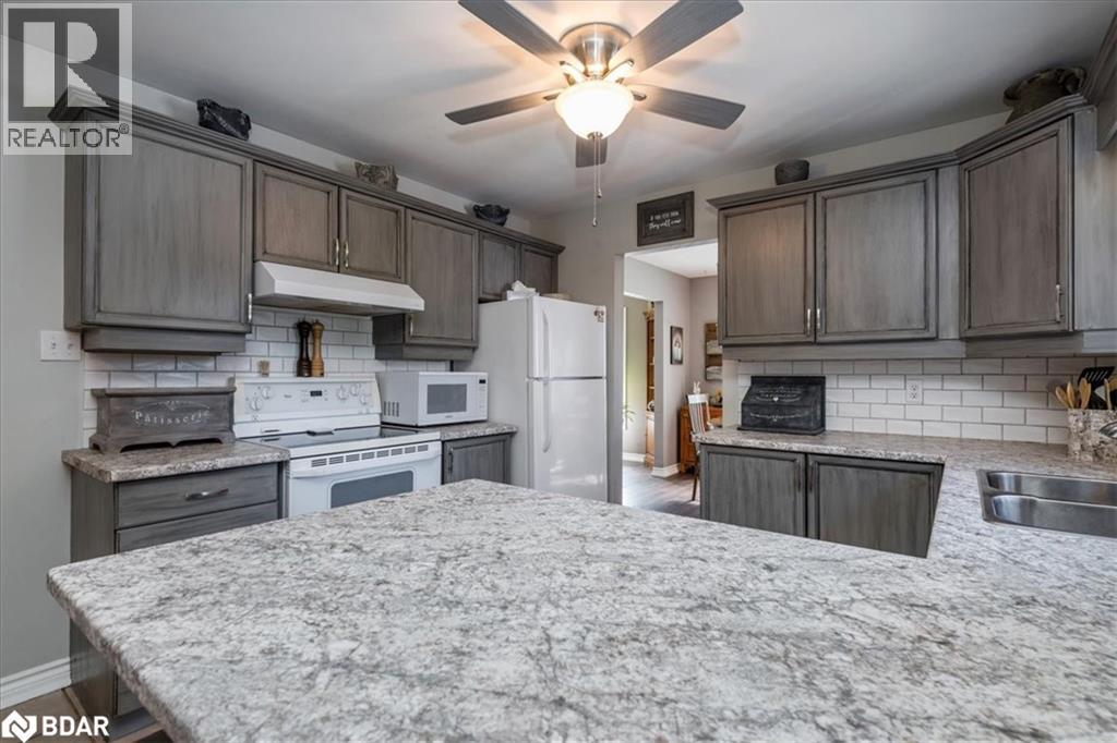 114 Chieftain Crescent, Barrie, Ontario  L4N 6J3 - Photo 16 - 40779001