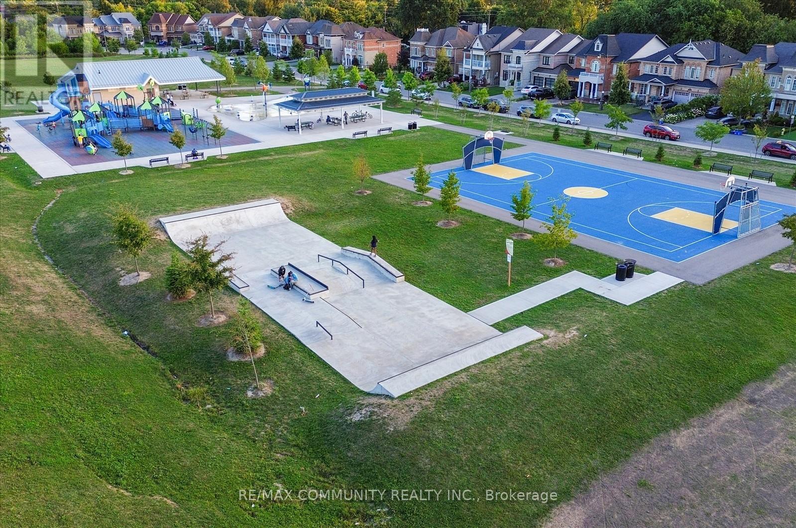 37 Condarcuri Crescent, Markham, Ontario  L6B 0G9 - Photo 45 - N12463565