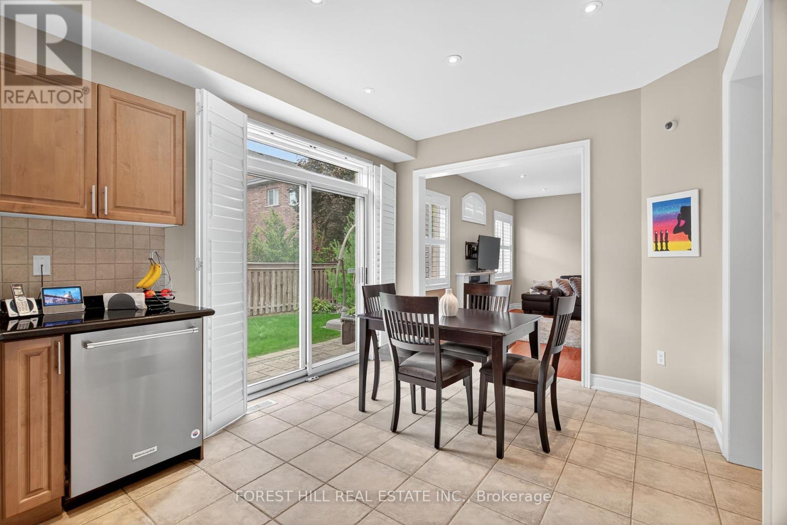 10 Mendel Crescent, Vaughan, Ontario  L4J 9B6 - Photo 14 - N12463597