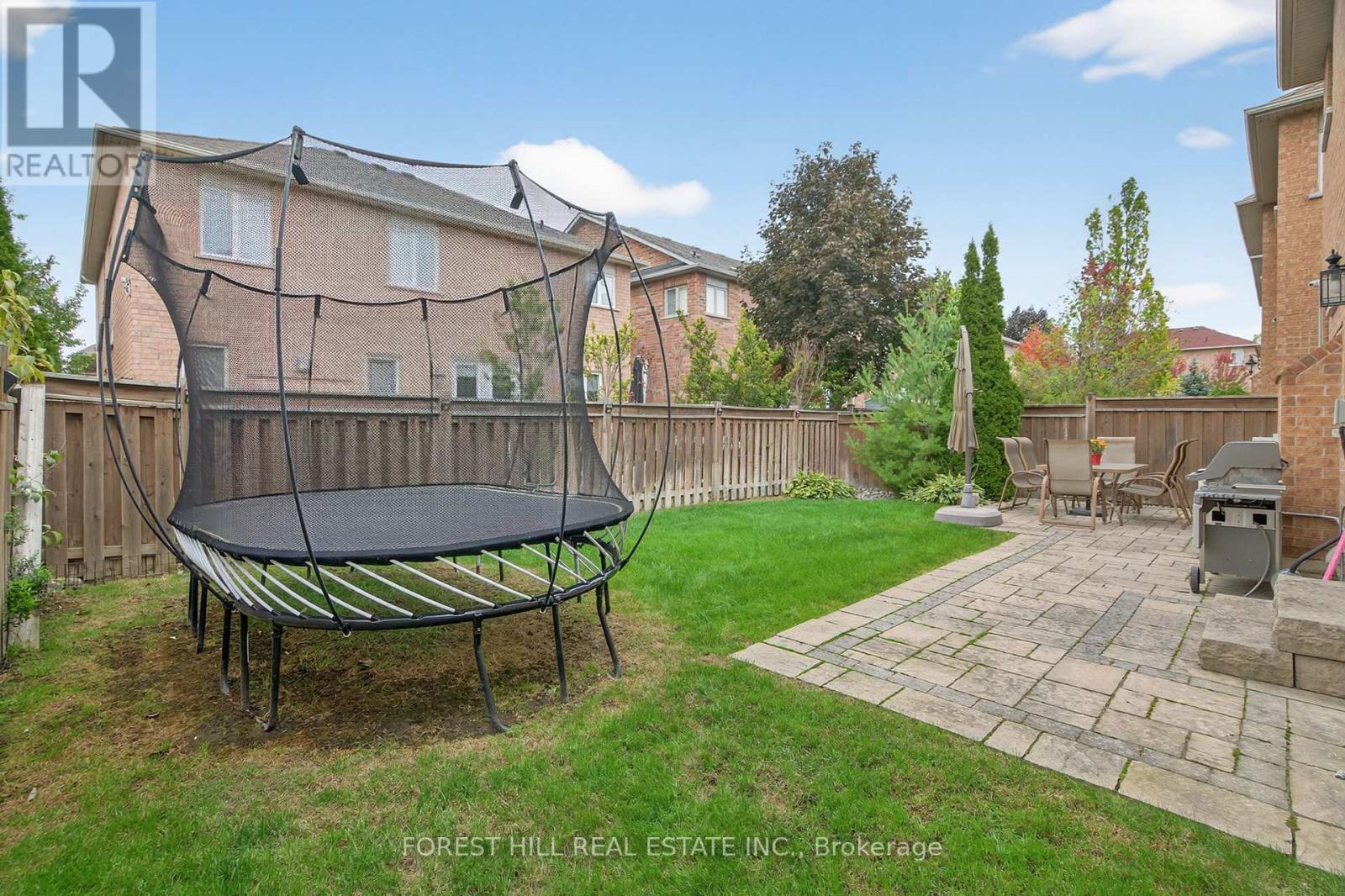 10 Mendel Crescent, Vaughan, Ontario  L4J 9B6 - Photo 33 - N12463597