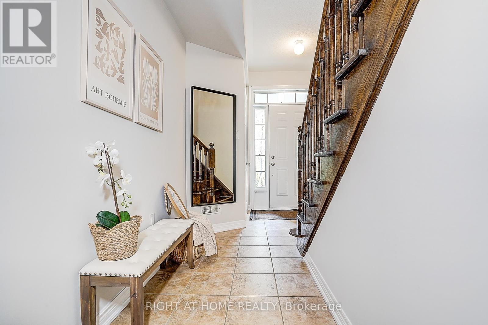 15 - 151 Silverwood Avenue, Richmond Hill, Ontario  L4S 0C9 - Photo 5 - N12463617