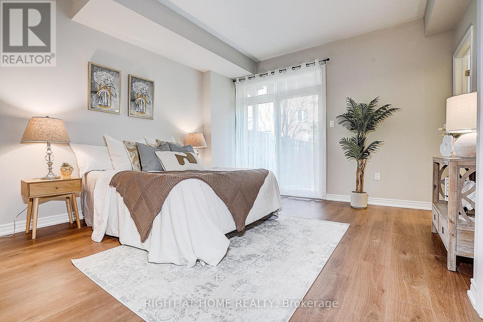 15 - 151 Silverwood Avenue, Richmond Hill, Ontario  L4S 0C9 - Photo 8 - N12463617
