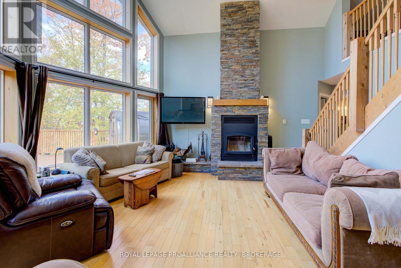 224 Island Drive Lane, Frontenac, Ontario  K0H 2B0 - Photo 17 - X12324998