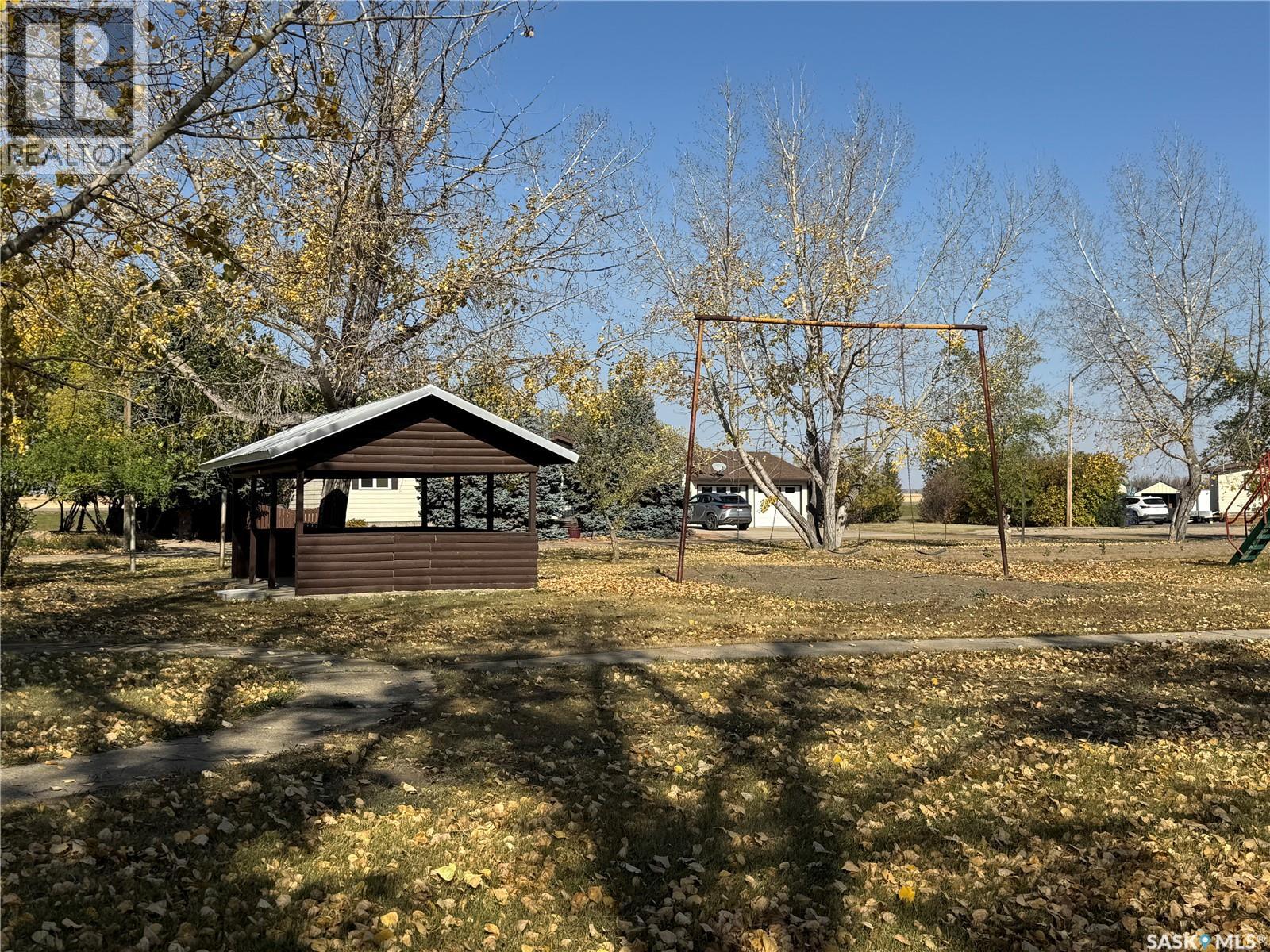 202 4th Avenue, Landis, Saskatchewan  S0K 2K0 - Photo 36 - SK020884