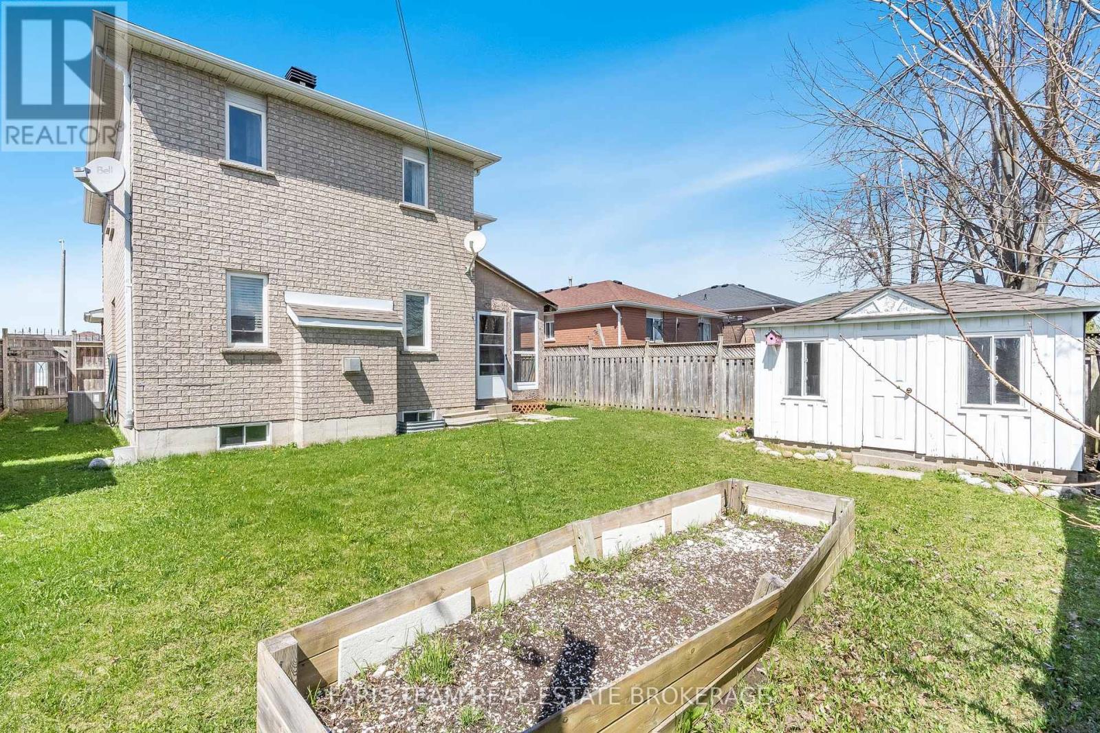 17 Nicole Marie Avenue, Barrie, Ontario  L4M 6Z1 - Photo 31 - S12463541