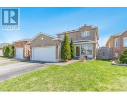 17 NICOLE MARIE AVENUE, Barrie, Ontario