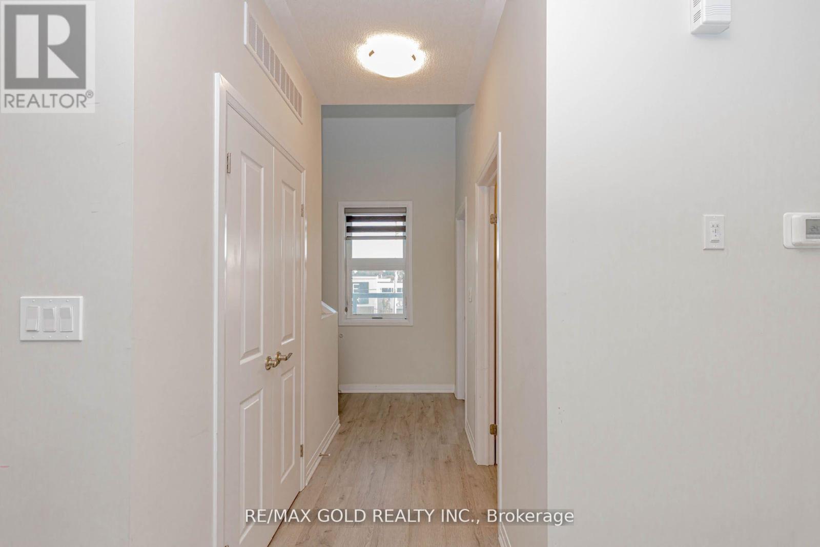 3 - 124 Seabrook Drive, Kitchener, Ontario  N2R 0R7 - Photo 18 - X12463447