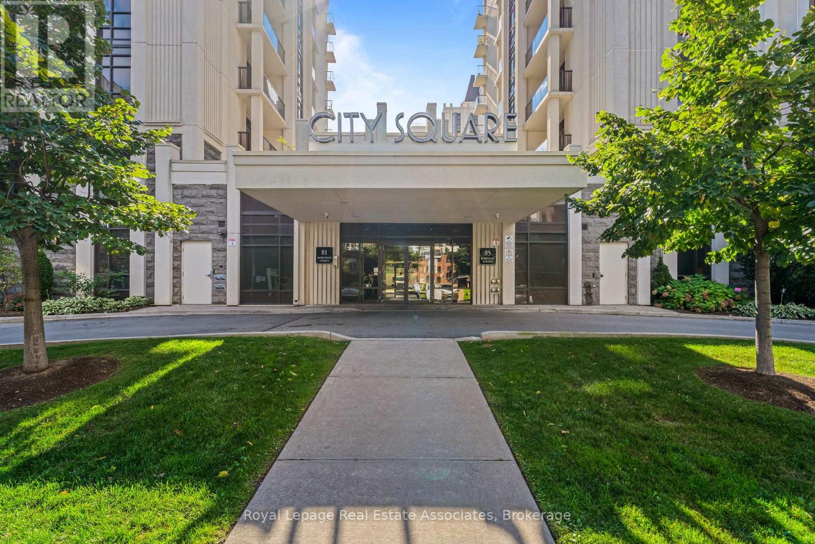 1106 - 81 Robinson Street, Hamilton, Ontario  L8P 0C2 - Photo 4 - X12463448