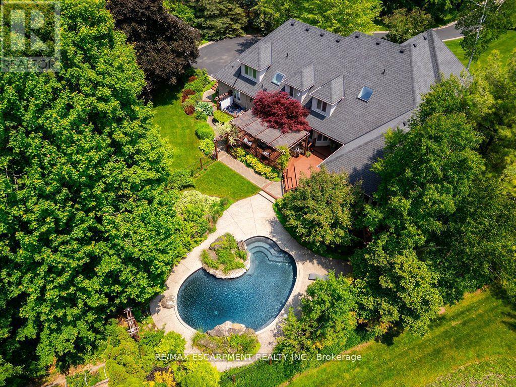 27 Blackberry Place, Hamilton, Ontario  L0R 1H2 - Photo 43 - X12463456