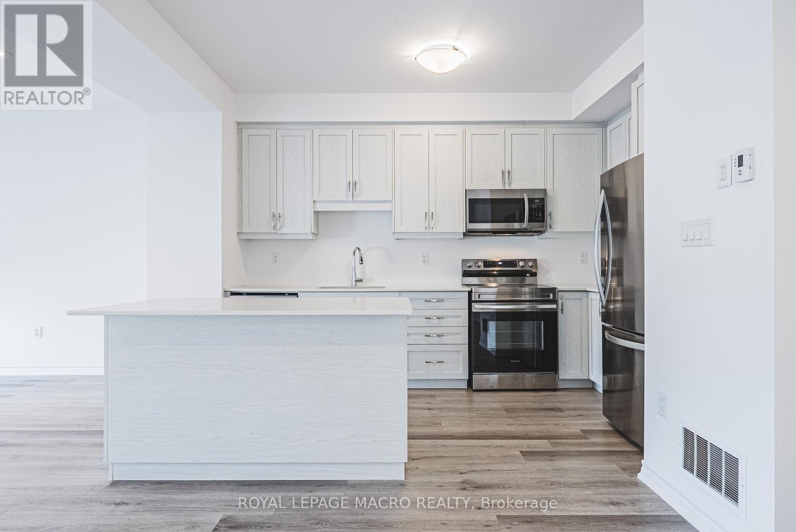 5 - 461 Blackburn Drive, Brantford, Ontario  N3T 0W9 - Photo 17 - X12463477