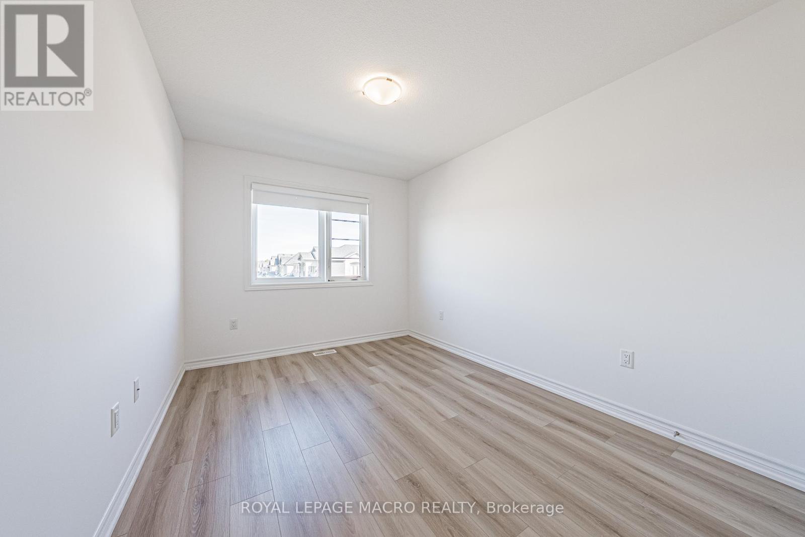 5 - 461 Blackburn Drive, Brantford, Ontario  N3T 0W9 - Photo 27 - X12463477