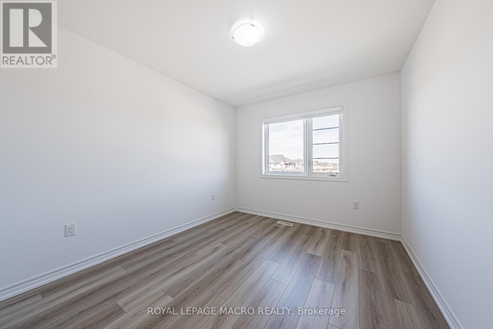 5 - 461 Blackburn Drive, Brantford, Ontario  N3T 0W9 - Photo 29 - X12463477