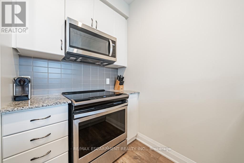 118 - 16 Concord Place, Grimsby, Ontario  L3M 0J1 - Photo 13 - X12463499