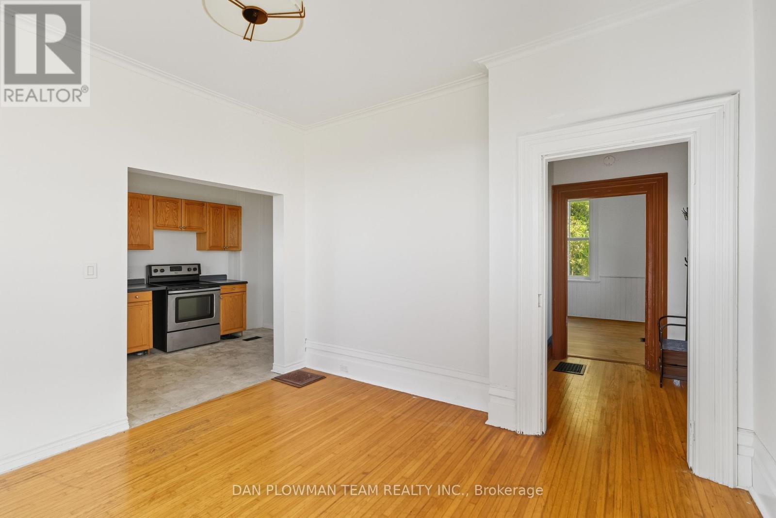 3070 Wallace Point Road, Otonabee-South Monaghan, Ontario  K9J 6Y3 - Photo 8 - X12463518