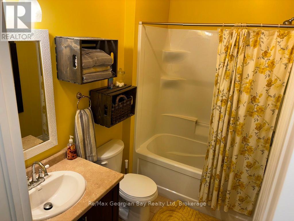 10 Maple Court, Severn, Ontario  L0K 1E0 - Photo 14 - S12463749