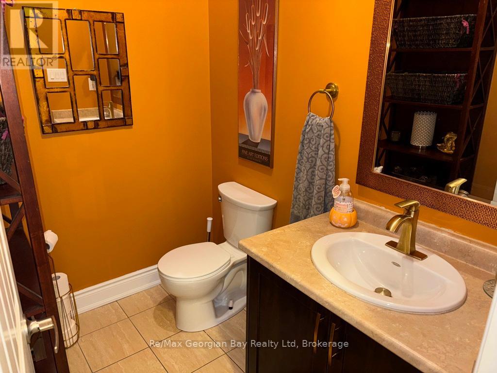 10 Maple Court, Severn, Ontario  L0K 1E0 - Photo 19 - S12463749