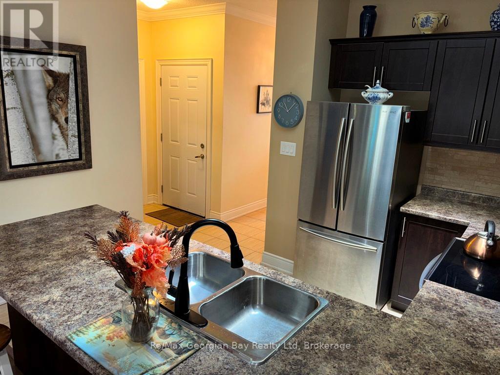 10 Maple Court, Severn, Ontario  L0K 1E0 - Photo 6 - S12463749