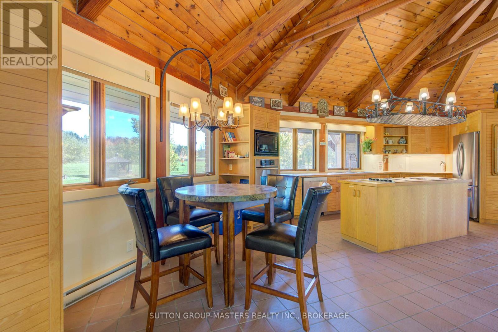 314 Baseline Road, Frontenac Islands (The Islands), Ontario  K7G 2V6 - Photo 16 - X12463746