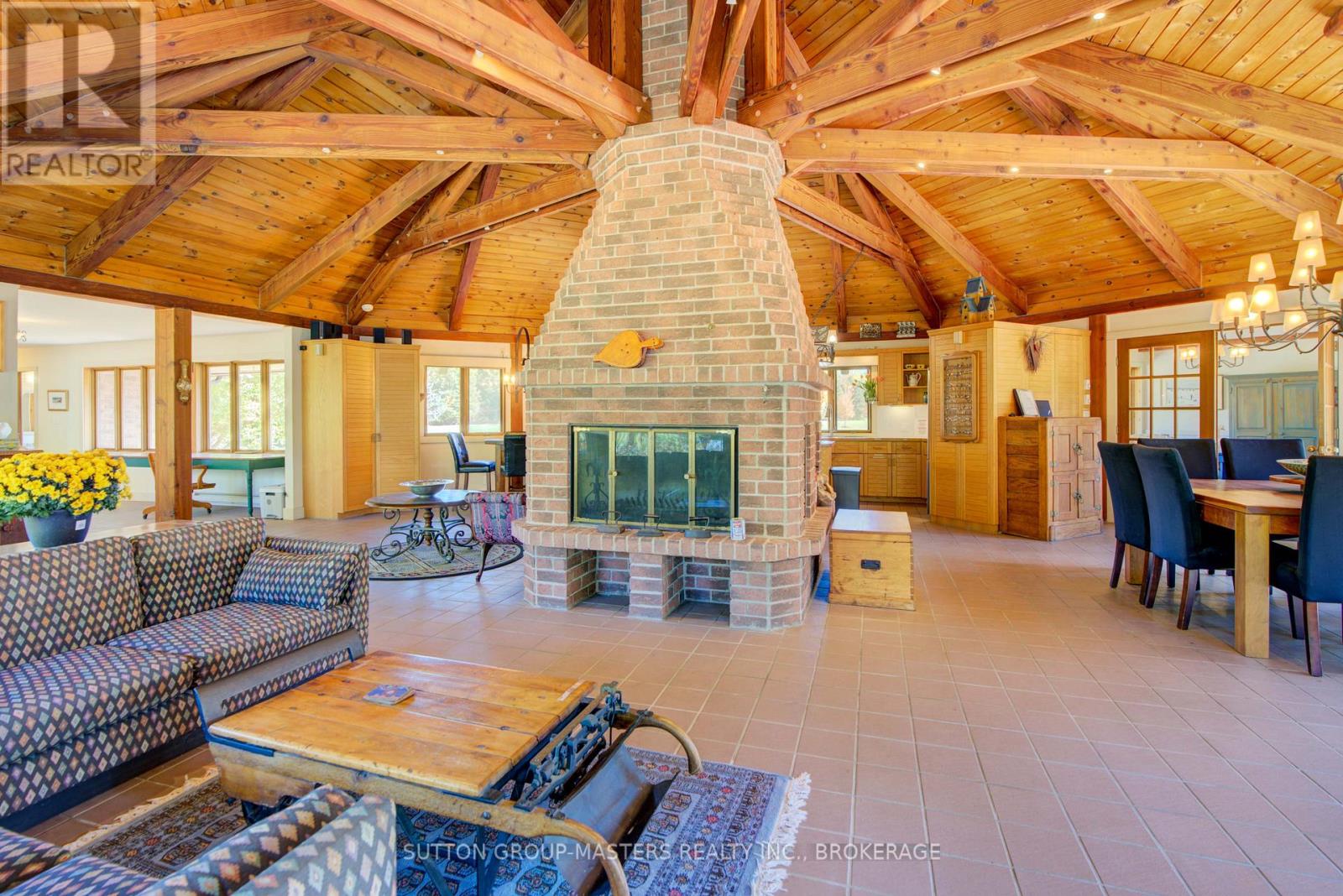 314 Baseline Road, Frontenac Islands (The Islands), Ontario  K7G 2V6 - Photo 17 - X12463746